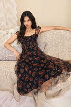 Load image into Gallery viewer, Cami- Floral Sweetheart Midi Dress