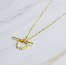 Load image into Gallery viewer, Amelia Dainty Toggle Necklace