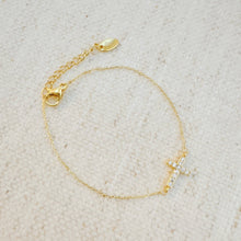 Load image into Gallery viewer, Shiny Side Hanging Cross Bracelet