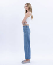 Load image into Gallery viewer, Milo- HIGH RISE  CROP WIDE JEANS
