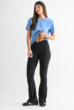 Load image into Gallery viewer, Alan- Venice Crossover Waist Yoga Pants

