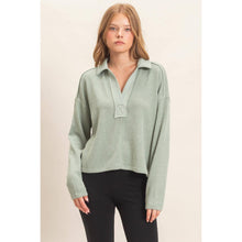 Load image into Gallery viewer, Zoey- Ribbed Collared Pullover Top
