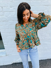 Load image into Gallery viewer, Sutton- Floral Print 3/4 Sleeve Peplum Top
