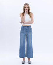 Load image into Gallery viewer, Milo- HIGH RISE  CROP WIDE JEANS
