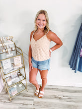 Load image into Gallery viewer, Elena- Front Button Closure Lace Cami Top
