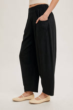 Load image into Gallery viewer, Cheryl- RELAXED BARREL PANTS WITH POCKETS
