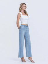 Load image into Gallery viewer, Simon- High Rise Light Wash Ankle Wide Jeans
