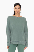 Load image into Gallery viewer, Kaya- Waffle Ribbed Round Neck Pullover
