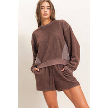 Load image into Gallery viewer, Posie- Contrast Sweatshirt &amp; Shorts Set
