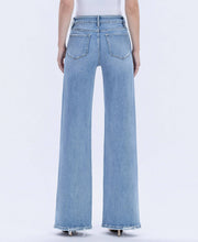 Load image into Gallery viewer, Daniel High Rise Full Length Wide Jeans
