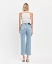 Load image into Gallery viewer, Jayden-SUPER HIGH RISE ANKLE SLIM WIDE JEANS
