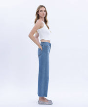 Load image into Gallery viewer, Milo- HIGH RISE  CROP WIDE JEANS
