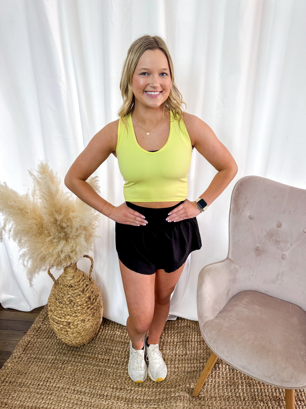 Tessa- Seamless Ribbed V-Neck Crop Top