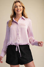 Load image into Gallery viewer, Cheyenne0- Long-Sleeve Collared Shirt with Adjustable Drawstring Hem
