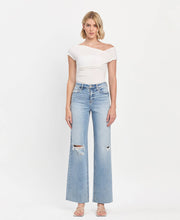 Load image into Gallery viewer, Kolter- High Rise Clean Cut Raw Hem Wide Leg Jeans
