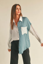 Load image into Gallery viewer, Lucia- Color Block Button Down Top
