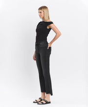 Load image into Gallery viewer, Mateo- High Rise Raw Hem Cropped Jeans
