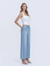 Load image into Gallery viewer, Simon- High Rise Light Wash Ankle Wide Jeans
