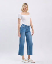 Load image into Gallery viewer, Drew- HIGH RISE RAW HEM CROP SLIM WIDE JEANS

