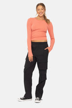 Load image into Gallery viewer, Rowan- Seamless Ribbed Long Sleeve Top
