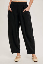 Load image into Gallery viewer, Cheryl- RELAXED BARREL PANTS WITH POCKETS
