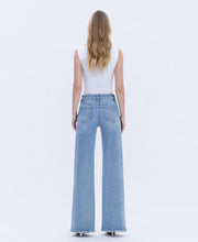 Load image into Gallery viewer, Daniel High Rise Full Length Wide Jeans
