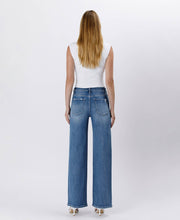 Load image into Gallery viewer, Evan- Super High Rise Baggy Jeans
